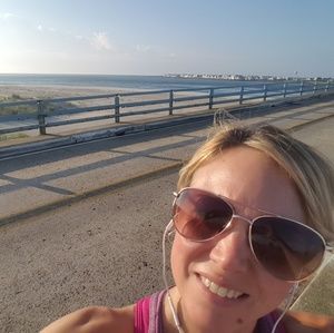 Meet your Posher, Karen